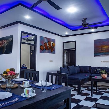 Sanctum Dive Villa With Private Pool Τζίλι Τραγουανγκάν Εξωτερικό φωτογραφία